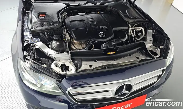 Mercedes-Benz E-Class 2019 1.9 автомат (гидро), миниатюра 5 Mercedes-Benz E-Class 2019 1.9 автомат (гидро), миниатюра 5