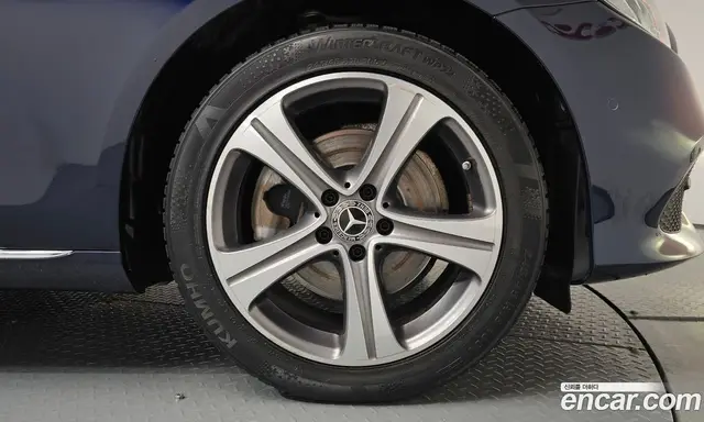 Mercedes-Benz E-Class 2019 1.9 автомат (гидро), миниатюра 6 Mercedes-Benz E-Class 2019 1.9 автомат (гидро), миниатюра 6