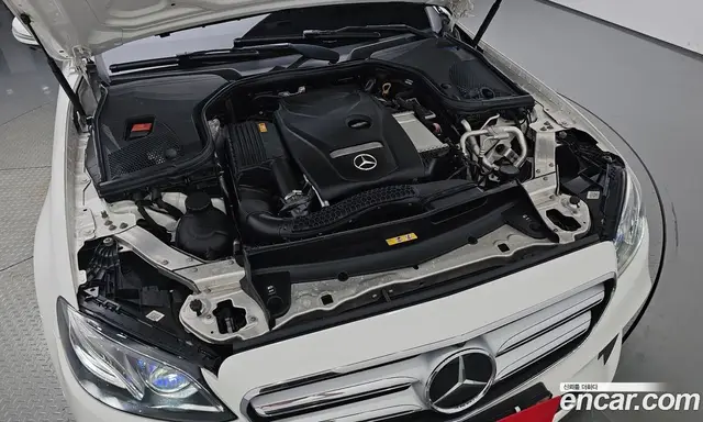 Mercedes-Benz E-Class 2019 2.0 автомат (гидро), миниатюра 5