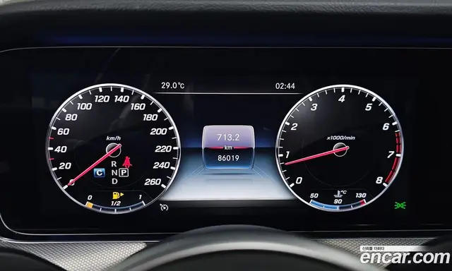 Mercedes-Benz E-Class 2019 2.0 автомат (гидро), миниатюра 10