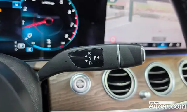 Mercedes-Benz E-Class 2020 2.0 автомат (гидро), миниатюра 12