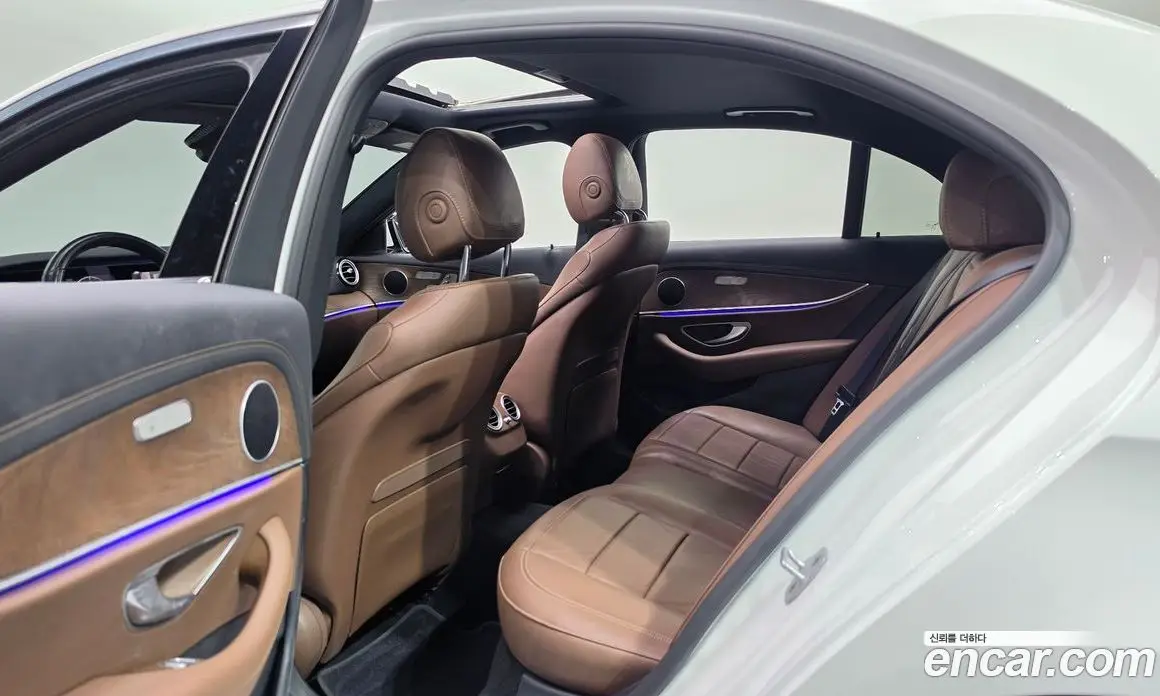 Mercedes-Benz E-Class 2020 2.0 автомат (гидро), фото 17 Mercedes-Benz E-Class 2020 2.0 автомат (гидро), фото 17