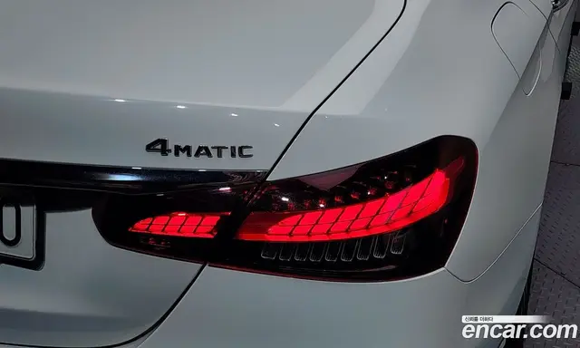 Mercedes-Benz E-Class 2021 2.0 автомат (гидро), миниатюра 9 Mercedes-Benz E-Class 2021 2.0 автомат (гидро), миниатюра 9