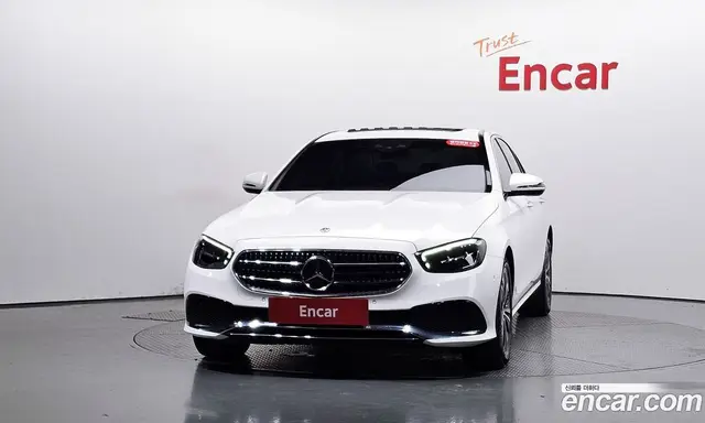 Mercedes-Benz E-Class 2021 2.0 автомат (гидро), миниатюра 2 Mercedes-Benz E-Class 2021 2.0 автомат (гидро), миниатюра 2