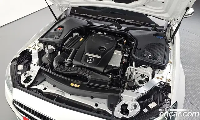 Mercedes-Benz E-Class 2021 2.0 автомат (гидро), миниатюра 5 Mercedes-Benz E-Class 2021 2.0 автомат (гидро), миниатюра 5