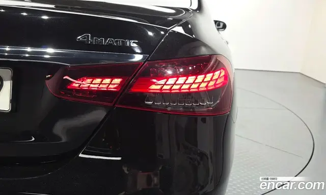 Mercedes-Benz E-Class 2022 2.0 автомат (гидро), миниатюра 8