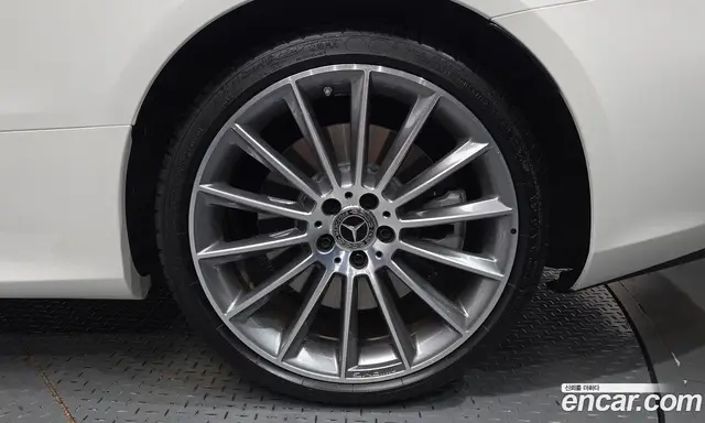 Mercedes-Benz E-Class 2023 3.0 автомат (гидро), миниатюра 6 Mercedes-Benz E-Class 2023 3.0 автомат (гидро), миниатюра 6