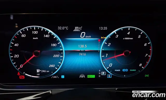 Mercedes-Benz E-Class 2023 3.0 автомат (гидро), миниатюра 11