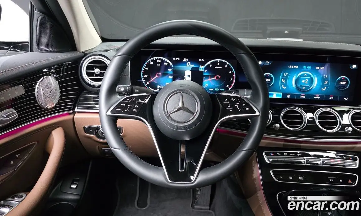 Mercedes-Benz E-Class 2023 3.0 автомат (гидро), фото 19