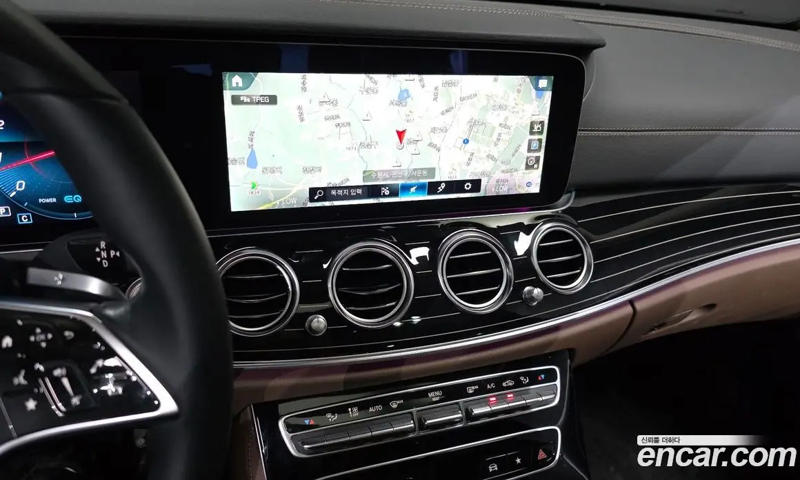 Mercedes-Benz E-Class 2023 3.0 автомат (гидро), фото 20