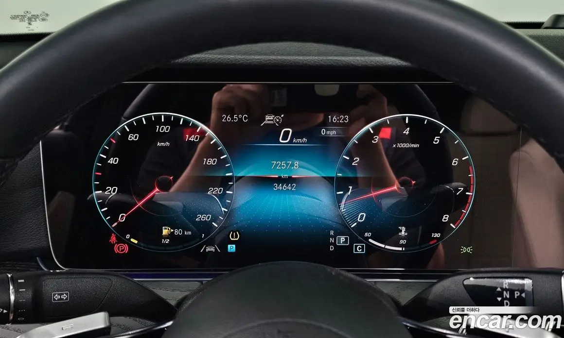 Mercedes-Benz E-Class 2023 2.0 автомат (гидро), фото 11