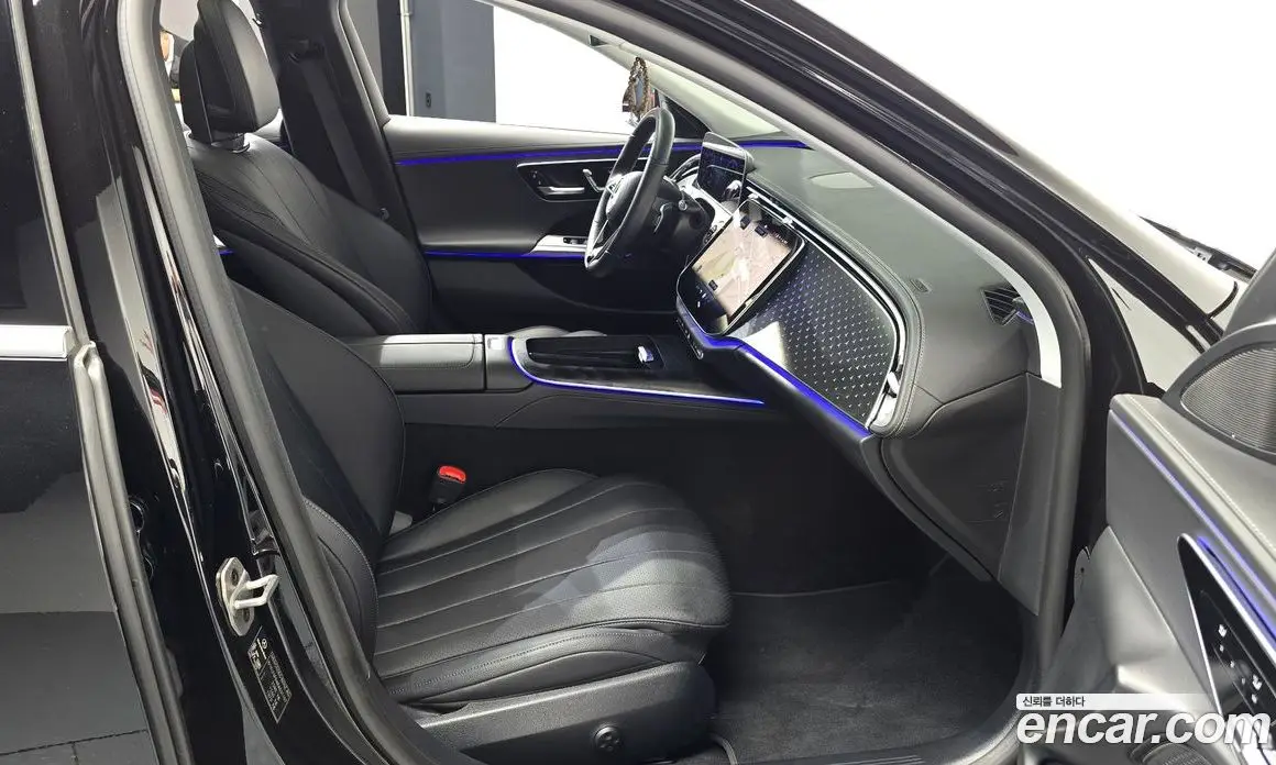 Mercedes-Benz E-Class 2024 2.0 автомат (гидро), фото 16