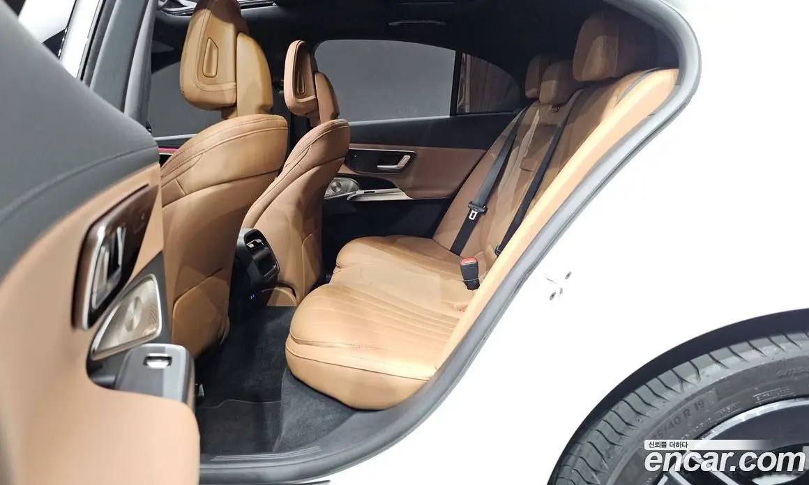Mercedes-Benz E-Class 2025 2.0 автомат (гидро), фото 16