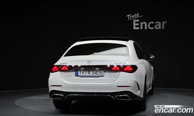Mercedes-Benz E-Class 2025 2.0 автомат (гидро), миниатюра 4