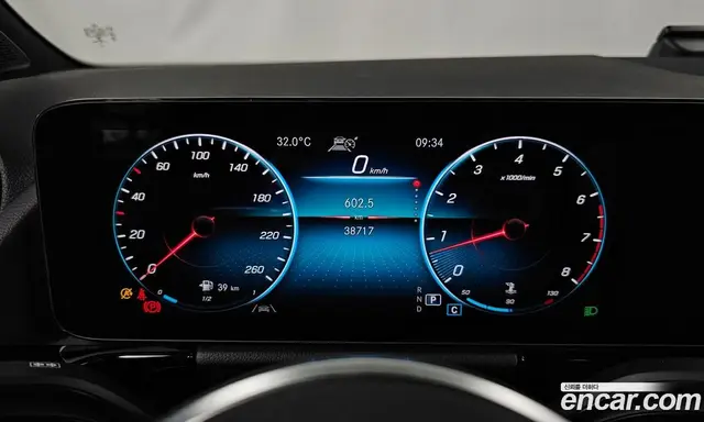 Mercedes-Benz GLA-Class 2021 2.0 автомат (гидро), миниатюра 11 Mercedes-Benz GLA-Class 2021 2.0 автомат (гидро), миниатюра 11