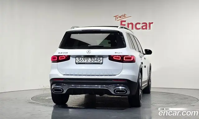 Mercedes-Benz GLB-Class 2020 2.0 автомат (гидро), миниатюра 4 Mercedes-Benz GLB-Class 2020 2.0 автомат (гидро), миниатюра 4