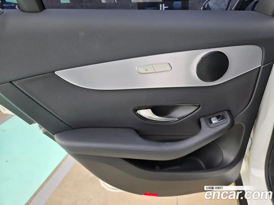 Mercedes-Benz GLC-Class 2018 2.1 автомат (гидро), фото 15 Mercedes-Benz GLC-Class 2018 2.1 автомат (гидро), фото 15