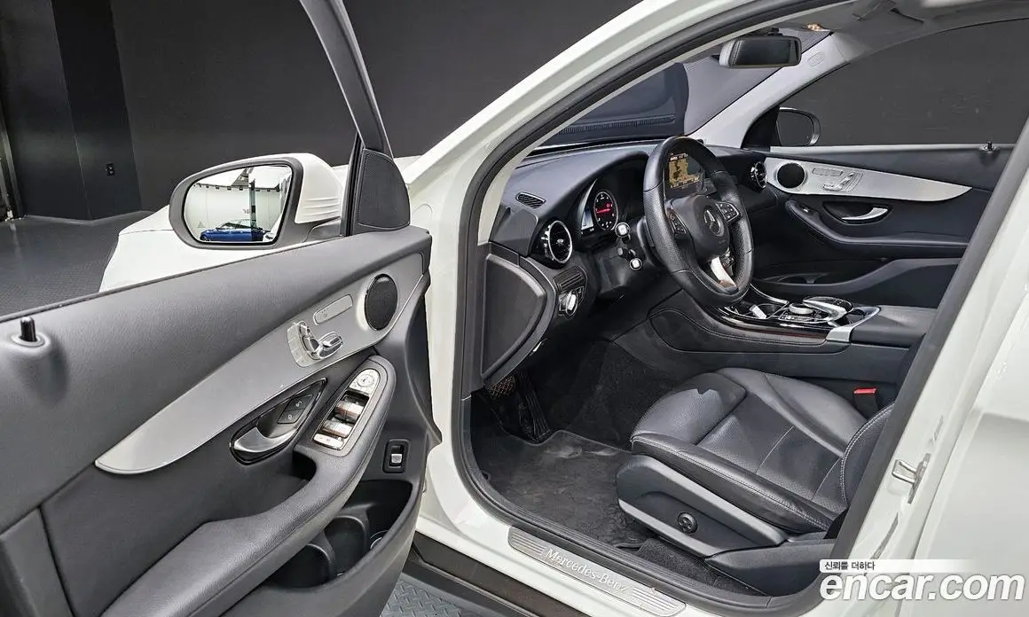 Mercedes-Benz GLC-Class 2018 2.1 автомат (гидро), фото 18 Mercedes-Benz GLC-Class 2018 2.1 автомат (гидро), фото 18