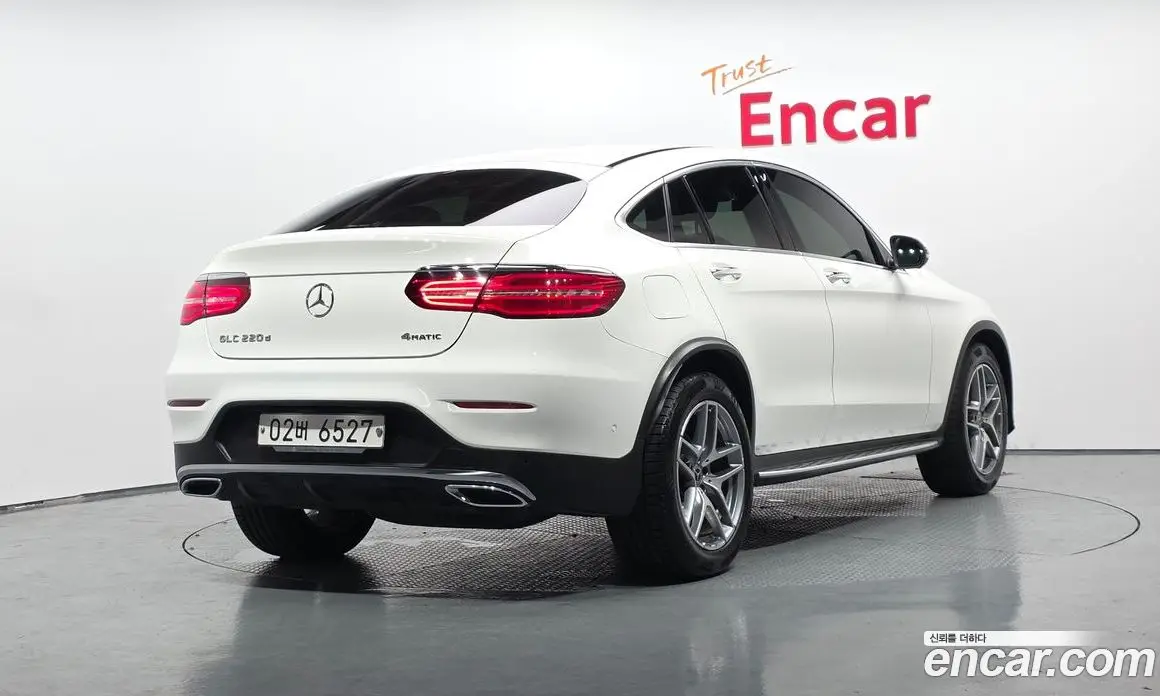 Mercedes-Benz GLC-Class 2018 2.1 автомат (гидро), фото 1 Mercedes-Benz GLC-Class 2018 2.1 автомат (гидро), фото 1