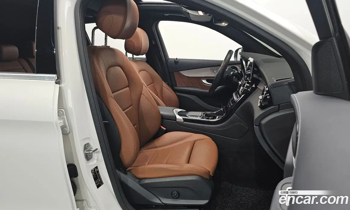 Mercedes-Benz GLC-Class 2021 1.9 автомат (гидро), фото 12