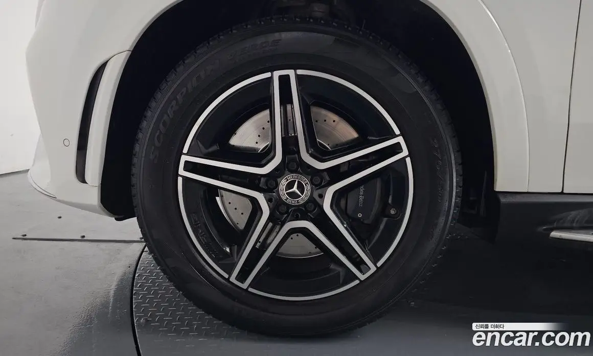 Mercedes-Benz GLE-Class 2019 3.0 автомат (гидро), фото 4