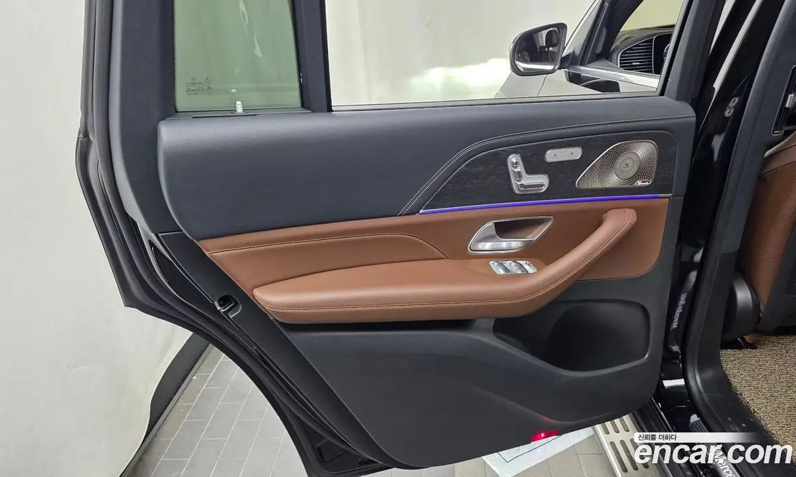Mercedes-Benz GLS-Class 2024 4.0 автомат (гидро), фото 15