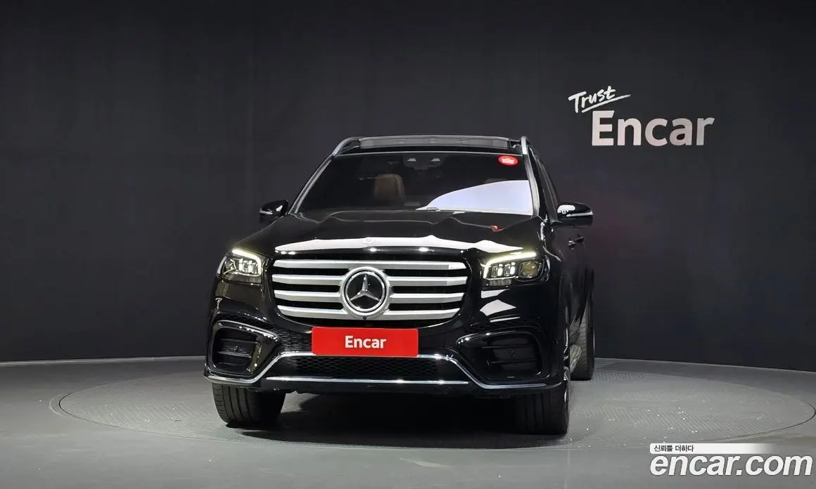 Mercedes-Benz GLS-Class 2024 4.0 автомат (гидро), фото 3