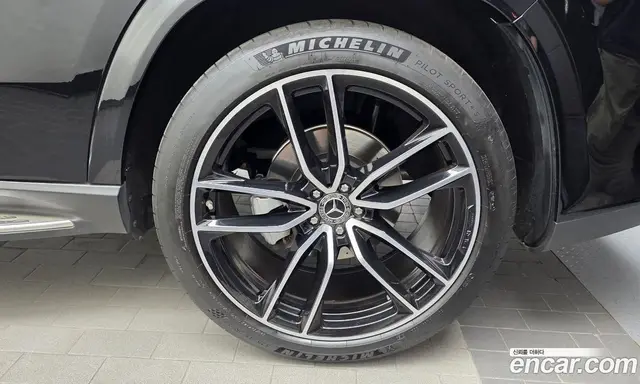 Mercedes-Benz GLS-Class 2024 4.0 автомат (гидро), миниатюра 7