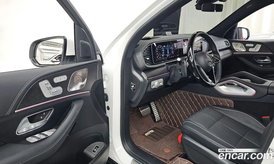 Mercedes-Benz GLS-Class 2024 4.0 автомат (гидро), фото 13
