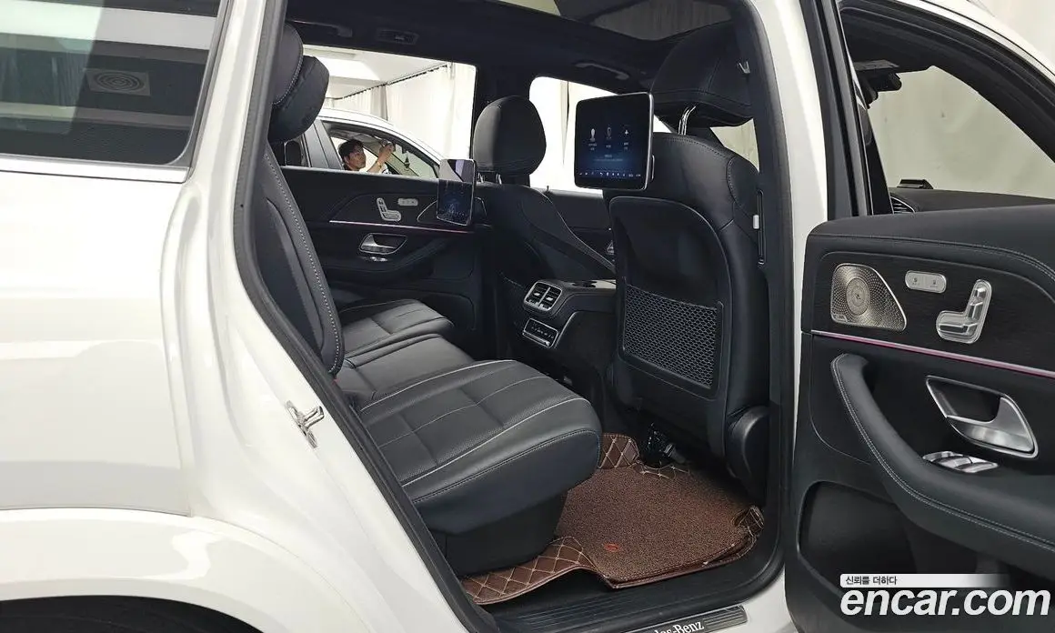 Mercedes-Benz GLS-Class 2024 4.0 автомат (гидро), фото 18