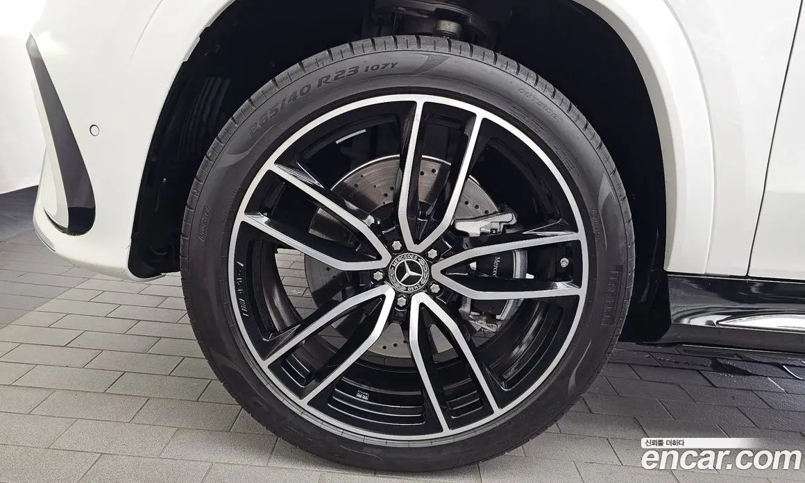Mercedes-Benz GLS-Class 2024 4.0 автомат (гидро), фото 5