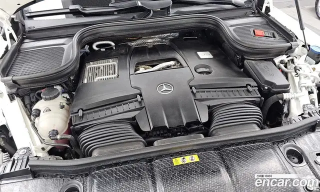 Mercedes-Benz GLS-Class 2024 4.0 автомат (гидро), миниатюра 6