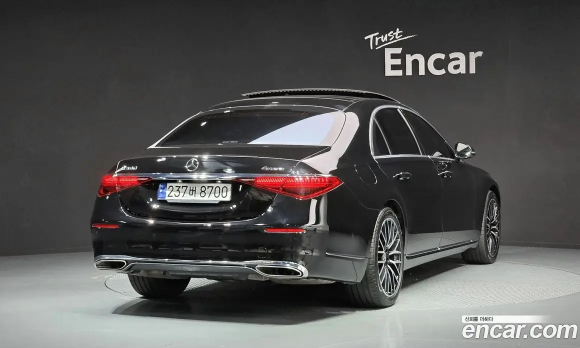 Mercedes-Benz S-Class 2023 4.0 автомат (гидро), фото 2 Mercedes-Benz S-Class 2023 4.0 автомат (гидро), фото 2