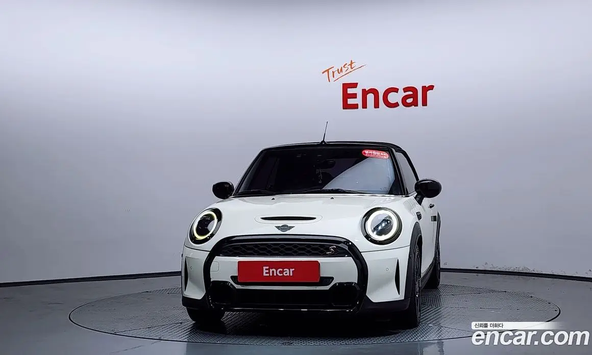 Mini Cooper Convertible 2022 2.0 автомат (гидро), фото 2 Mini Cooper Convertible 2022 2.0 автомат (гидро), фото 2