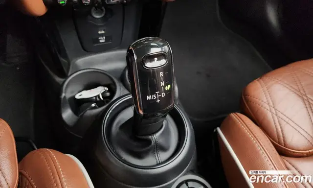 Mini Cooper Convertible 2022 2.0 автомат (гидро), миниатюра 11 Mini Cooper Convertible 2022 2.0 автомат (гидро), миниатюра 11