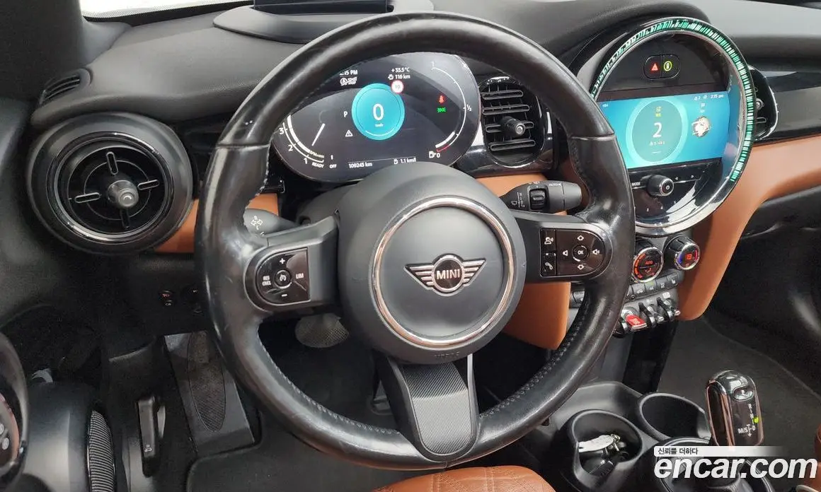 Mini Cooper Convertible 2022 2.0 автомат (гидро), фото 17 Mini Cooper Convertible 2022 2.0 автомат (гидро), фото 17