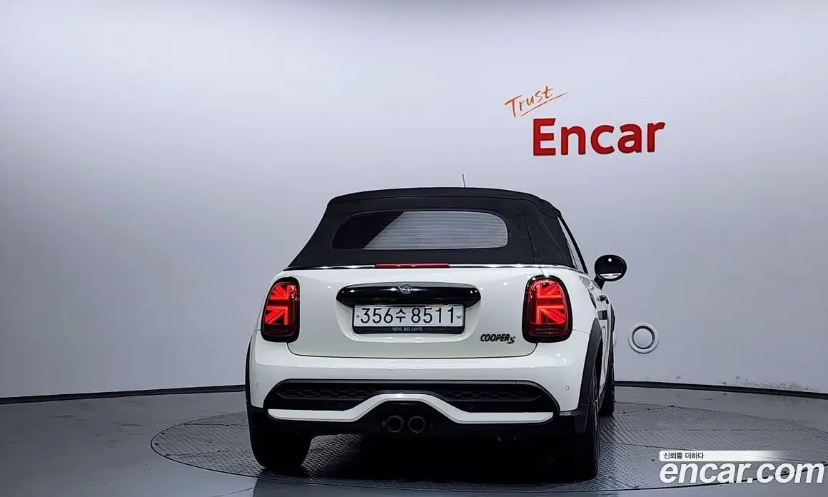 Mini Cooper Convertible 2022 2.0 автомат (гидро), фото 3 Mini Cooper Convertible 2022 2.0 автомат (гидро), фото 3