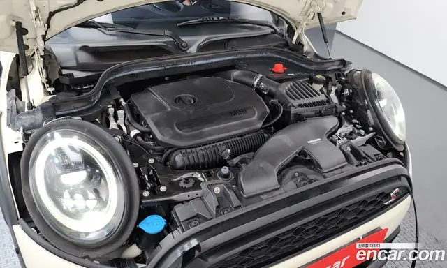 Mini Cooper Convertible 2022 2.0 автомат (гидро), миниатюра 5 Mini Cooper Convertible 2022 2.0 автомат (гидро), миниатюра 5