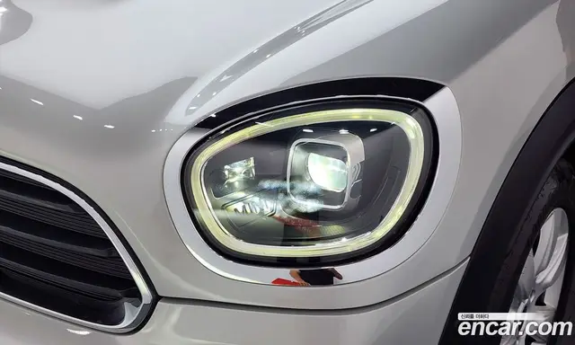Mini Countryman 2022 2.0 автомат (гидро), миниатюра 8 Mini Countryman 2022 2.0 автомат (гидро), миниатюра 8