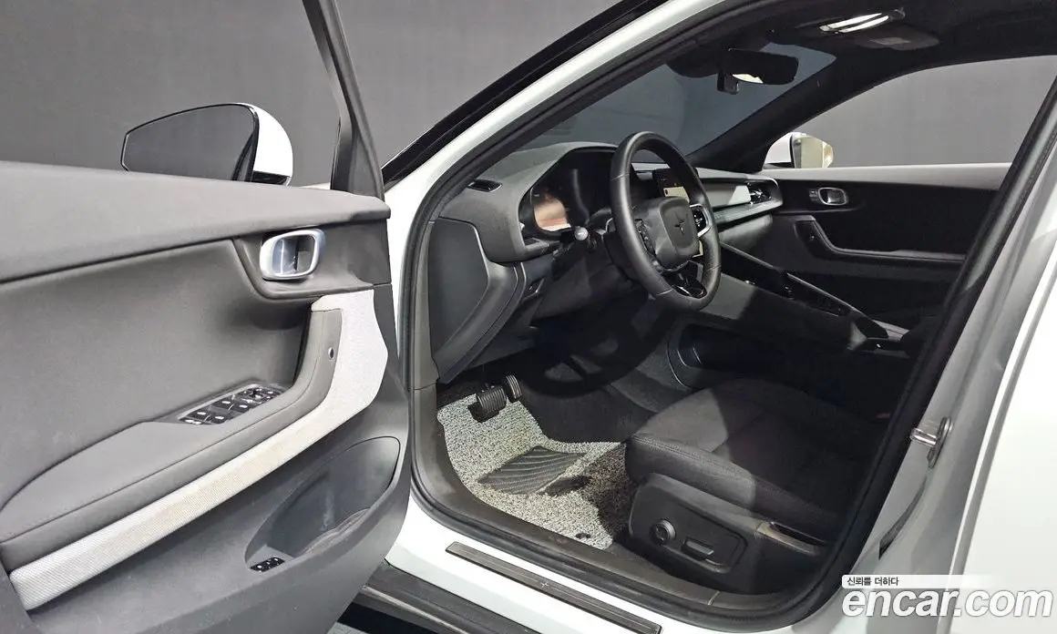 Polestar Polestar 2 2023 0.2 автомат (гидро), фото 13 Polestar Polestar 2 2023 0.2 автомат (гидро), фото 13