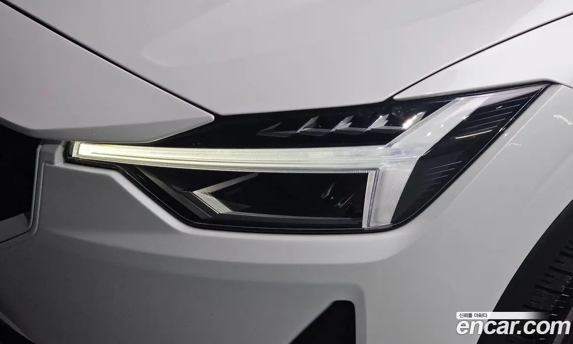 Polestar Polestar 2 2023 0.2 автомат (гидро), фото 8 Polestar Polestar 2 2023 0.2 автомат (гидро), фото 8