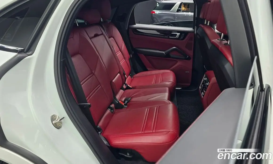 Porsche Cayenne 2022 3.0 автомат (гидро), фото 16