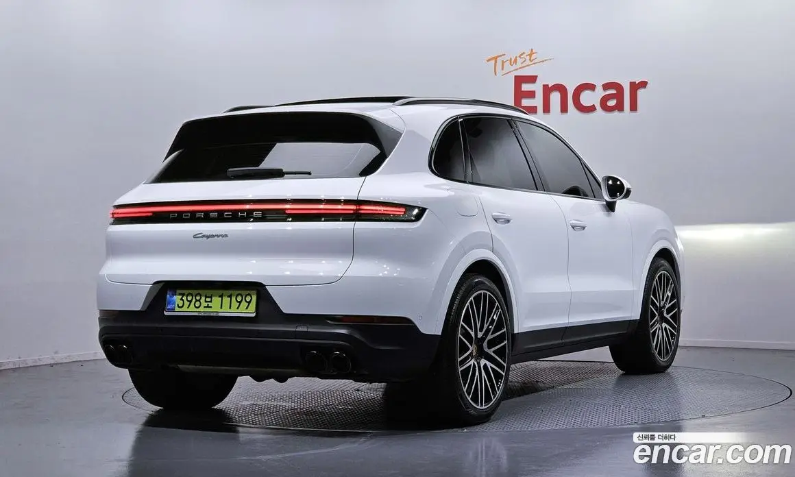 Porsche Cayenne 2025 3.0 автомат (гидро), фото 2 Porsche Cayenne 2025 3.0 автомат (гидро), фото 2