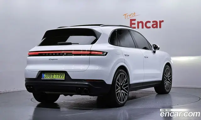 Porsche Cayenne 2025 3.0 автомат (гидро), миниатюра 2 Porsche Cayenne 2025 3.0 автомат (гидро), миниатюра 2