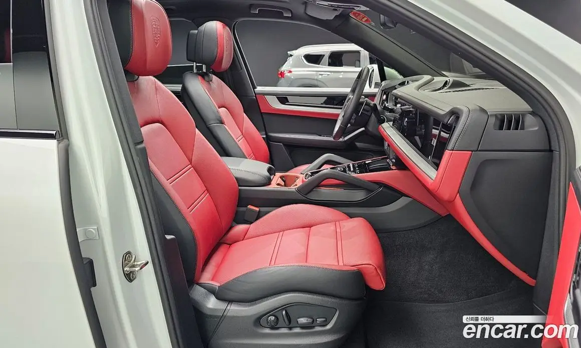 Porsche Cayenne 2025 3.0 автомат (гидро), фото 18 Porsche Cayenne 2025 3.0 автомат (гидро), фото 18