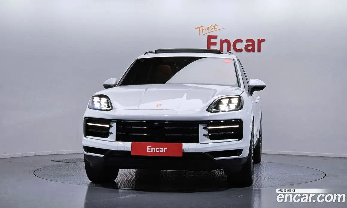 Porsche Cayenne 2025 3.0 автомат (гидро), фото 3 Porsche Cayenne 2025 3.0 автомат (гидро), фото 3