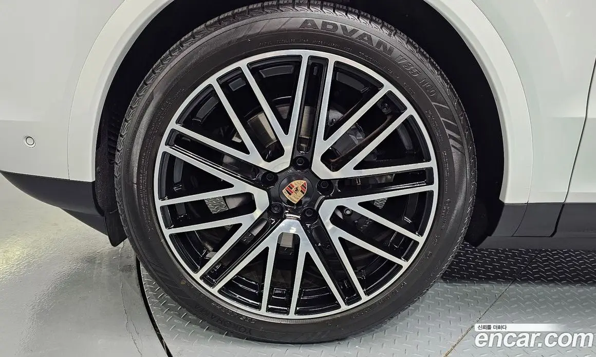 Porsche Cayenne 2025 3.0 автомат (гидро), фото 5 Porsche Cayenne 2025 3.0 автомат (гидро), фото 5