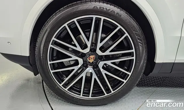 Porsche Cayenne 2025 3.0 автомат (гидро), миниатюра 5 Porsche Cayenne 2025 3.0 автомат (гидро), миниатюра 5
