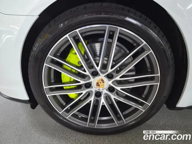 Porsche Panamera 2020 2.9 автомат (гидро), миниатюра 7 Porsche Panamera 2020 2.9 автомат (гидро), миниатюра 7