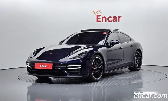 Porsche Panamera, 2022, 19 710 км
